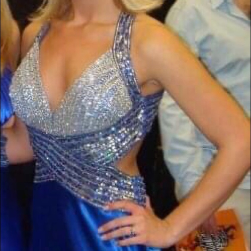 Pageant Gown - Picture 2 of 6